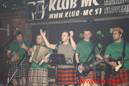 20070316MC-IRISH PARTY-KRI081