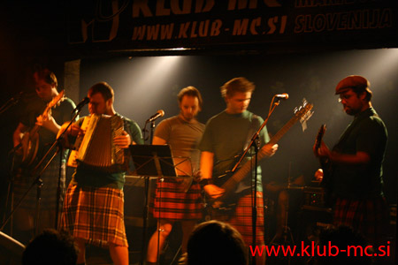 20070316MC-IRISH PARTY-KRI084