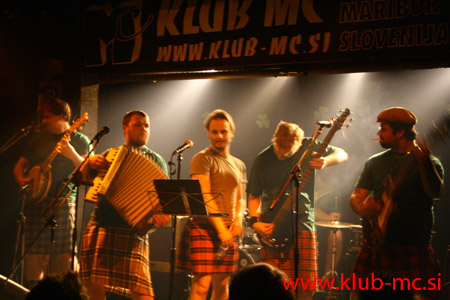 20070316MC-IRISH PARTY-KRI085