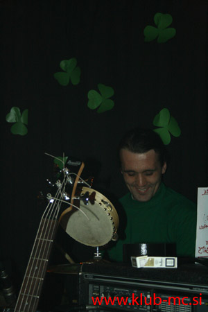 20070316MC-IRISH PARTY-KRI119