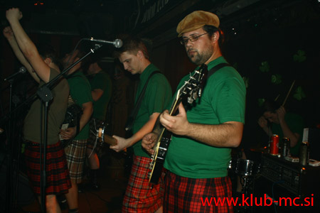 20070316MC-IRISH PARTY-KRI182