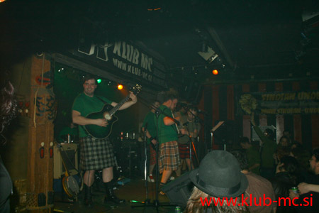 20070316MC-IRISH PARTY-KRI196