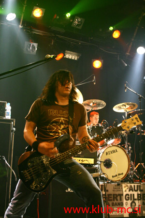 PAUL GILBERT_023