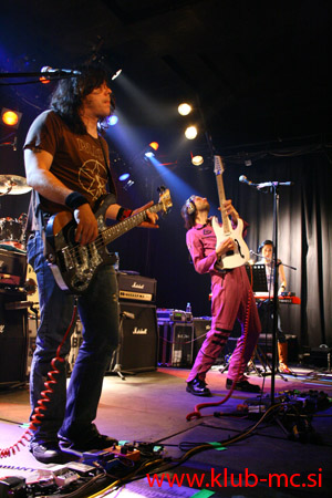 PAUL GILBERT_025