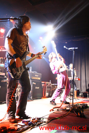 PAUL GILBERT_026
