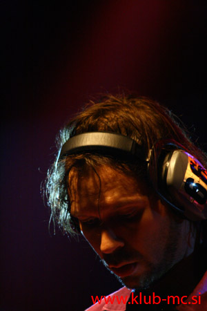 PAUL GILBERT_051