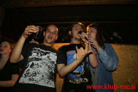 MC_MEMBERS_PARTY_043