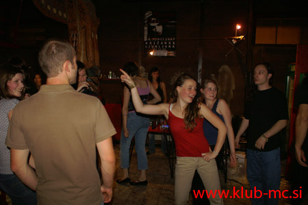 MC_MEMBERS_PARTY_048