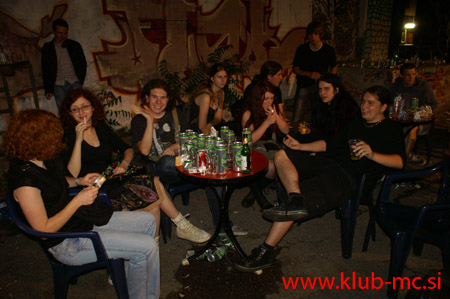 MC_MEMBERS_PARTY_053