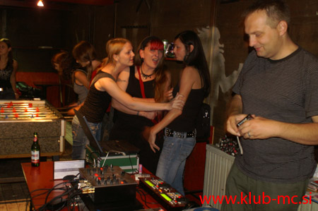 MC_MEMBERS_PARTY_067