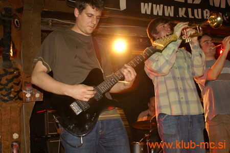 20080426_KLUB_MC_AGGRESSIVE_SNAIL_ATTACK_019