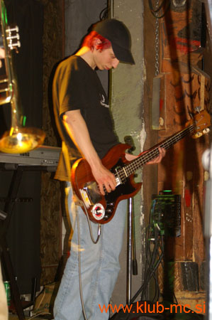 20080426_KLUB_MC_AGGRESSIVE_SNAIL_ATTACK_021