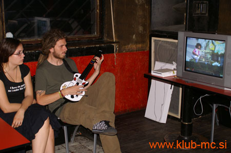 20080621_KLUB_MC_WII_NINTENDO_GUITAR_HERO_001