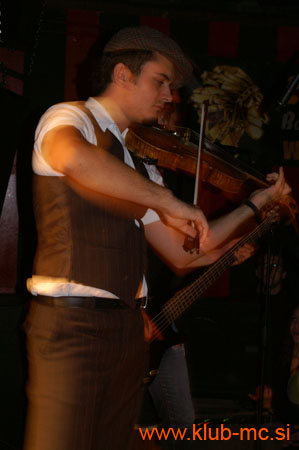 20080919-A_KLUB_MC_HAPPY_OL_MCWEASEL_021