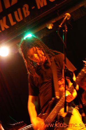 20081004-A_KLUB_MC_VOICE_OF_VIOLENCE_060