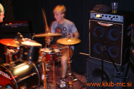 20081004-A_KLUB_MC_VOICE_OF_VIOLENCE_081