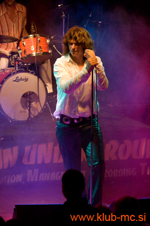 20081108_STUK_THE_DOORS_EXPERIENCE_035