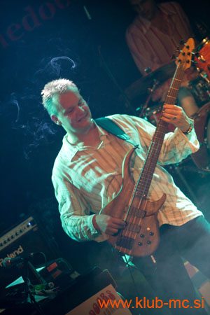 20081108_STUK_THE_DOORS_EXPERIENCE_036