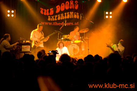 20081108_STUK_THE_DOORS_EXPERIENCE_044