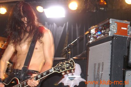 20081129MCA_ENSLAVED_MC_061