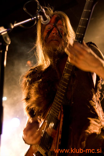 20090214_Dragonforce_Turisas033