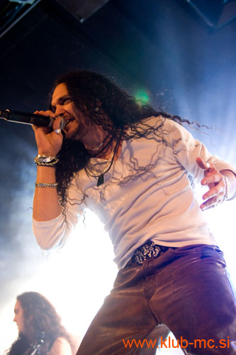 20090214_Dragonforce_Turisas049