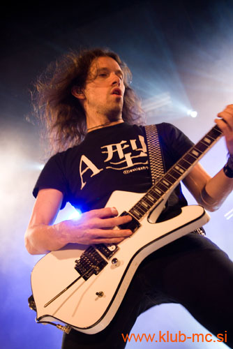20090214_Dragonforce_Turisas050