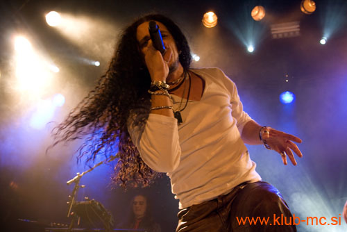 20090214_Dragonforce_Turisas060