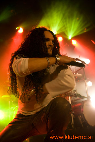 20090214_Dragonforce_Turisas074