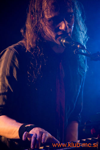 20090214_Dragonforce_Turisas101