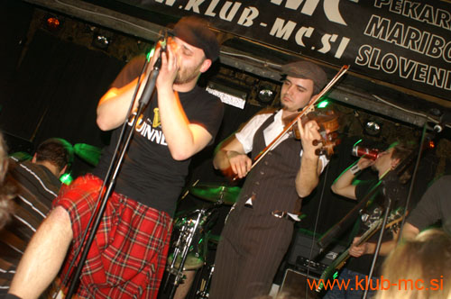 20090314_St.PatricksDay_HappyOlMcWeasel032
