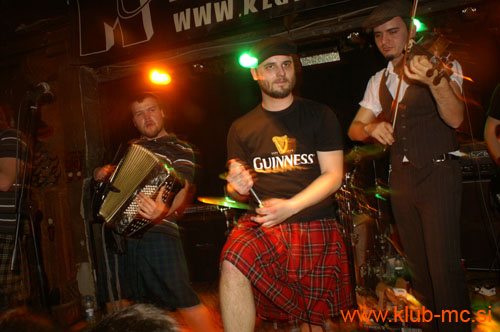 20090314_St.PatricksDay_HappyOlMcWeasel050