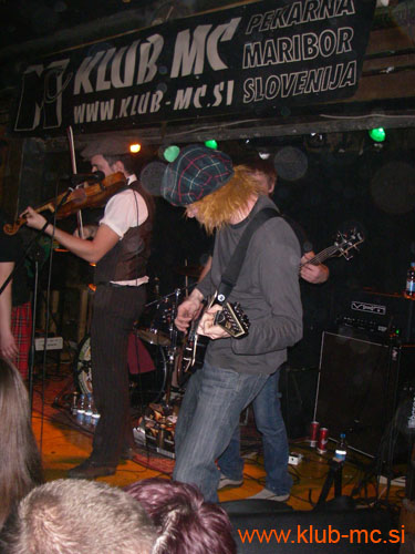 20090314_StPatricksDay_HappyOlMcWeasel_17