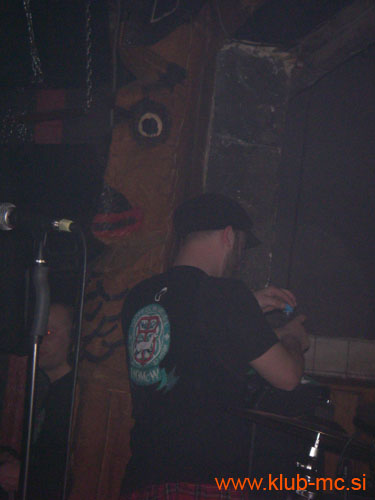 20090314_StPatricksDay_HappyOlMcWeasel_51