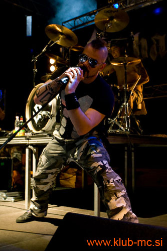 20090407_Hammerfall_Sabaton_Bloodbound09