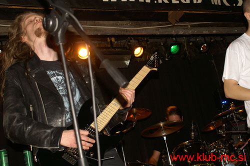 20090620_Vulvathrone_TremblingMadness_01