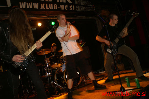 20090620_Vulvathrone_TremblingMadness_20