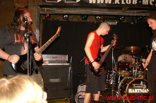 20090620_Vulvathrone_TremblingMadness_31