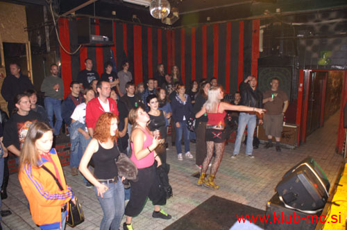 20091009_ANL_TheDrinkers_Eksodus_Hausarest021