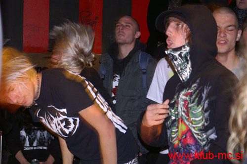 20091024_Heretic_Voice_of_Violence04