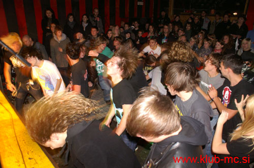 20091024_Heretic_Voice_of_Violence06