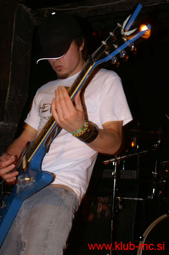 20091024_Heretic_Voice_of_Violence49
