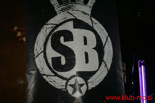 20100313_SuperButt_ToHate_rmz_30