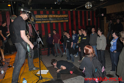 20100603_theCastingOut_22