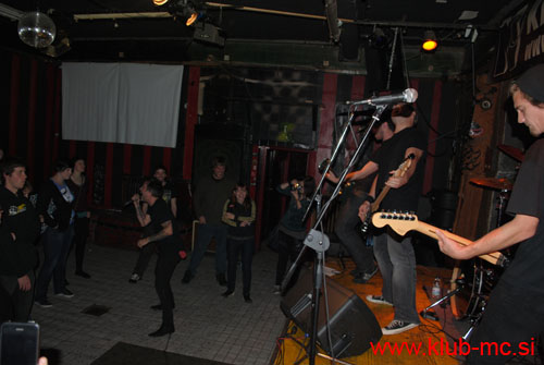 20100603_theCastingOut_41