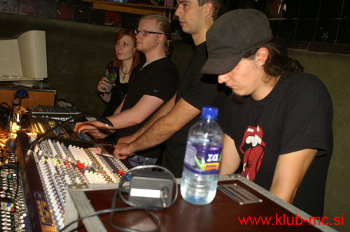 20100612_FallingForUnreal_41