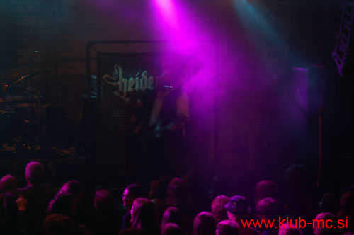 20100929_Twilight_o_t_Gods_Ensiferum_Swashbuckle_Heidevolk_13