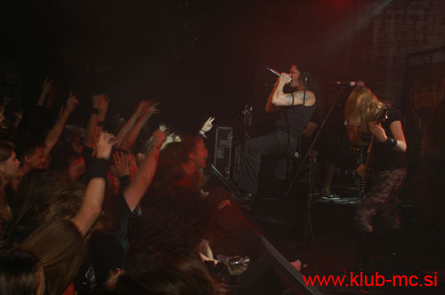 20100929_Twilight_o_t_Gods_Ensiferum_Swashbuckle_Heidevolk_21