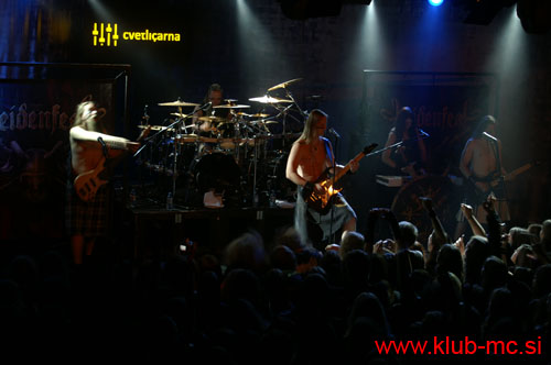 20100929_Twilight_o_t_Gods_Ensiferum_Swashbuckle_Heidevolk_33
