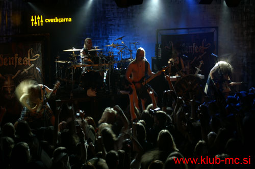20100929_Twilight_o_t_Gods_Ensiferum_Swashbuckle_Heidevolk_34